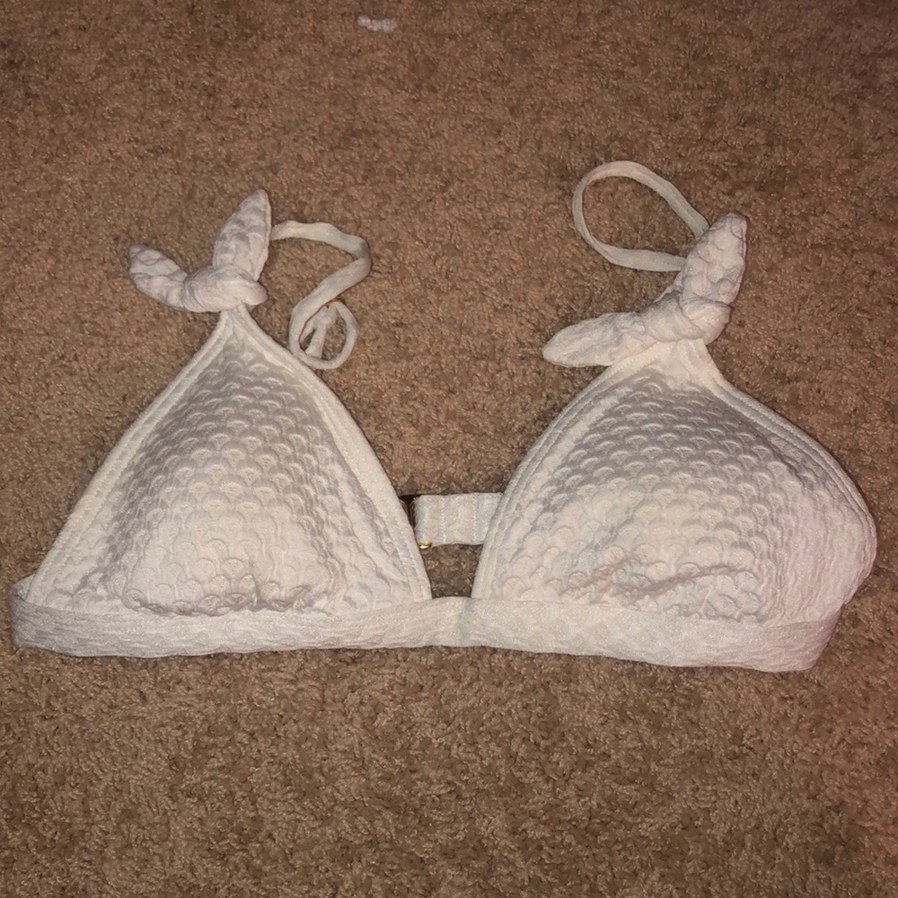 Bikini top • 🌸